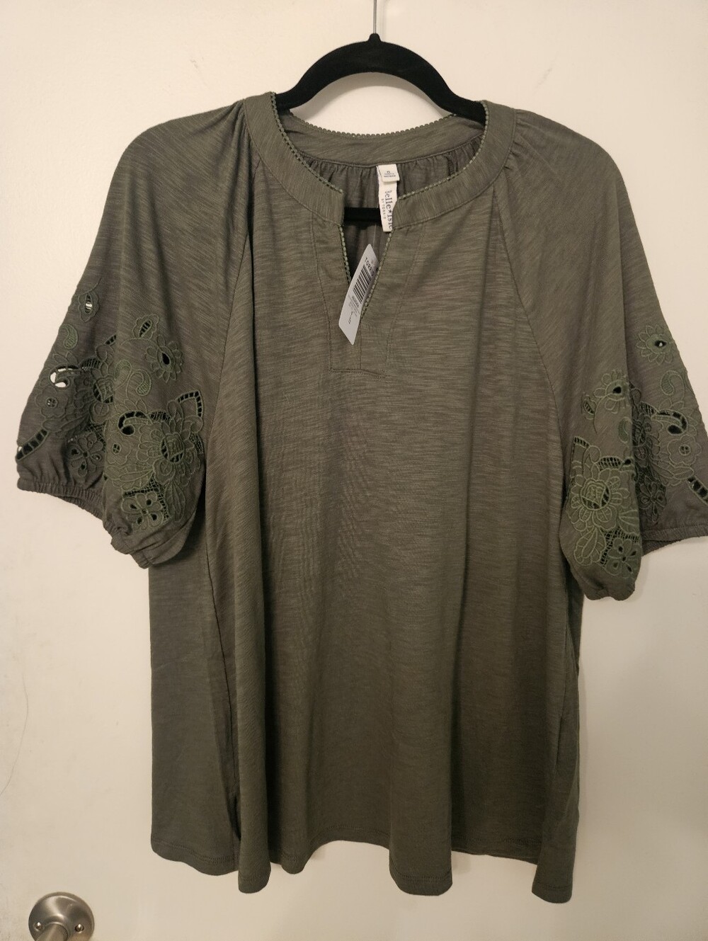 NWT - Green Torrid Top